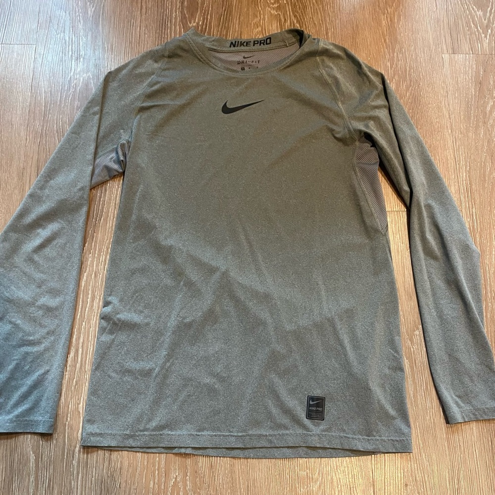 Nike Pro Dri Fit Long Sleeve T-Shirt